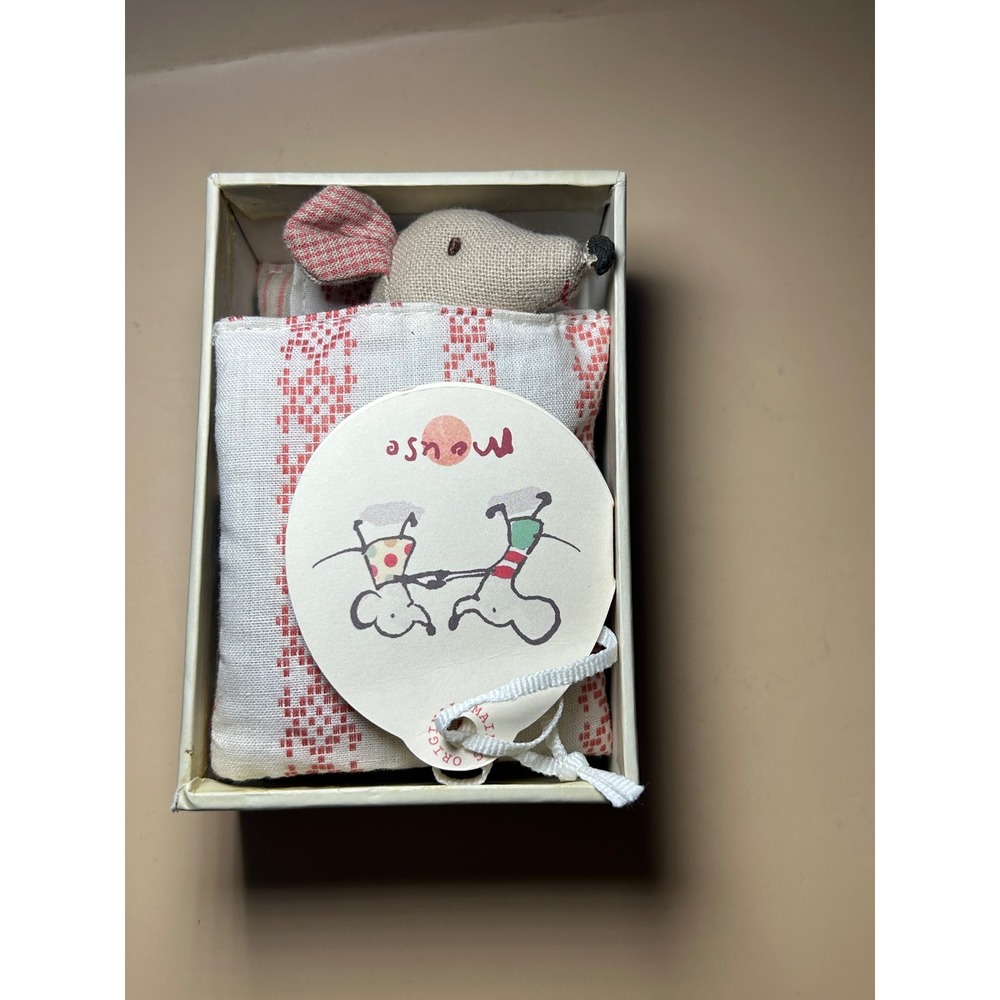 Maileg Little Sister Mouse in St Louis Matchbox Bed Linen Plush Toy 16-2774-00 B